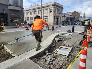 6th and Main Street Intersection